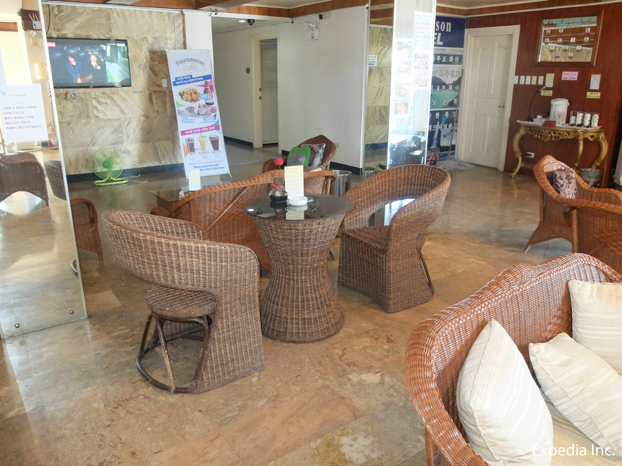 Vf Four Season Hotel Angeles Εξωτερικό φωτογραφία
